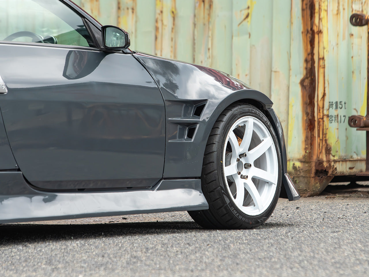 Nissan 350z 30mm Front Fenders