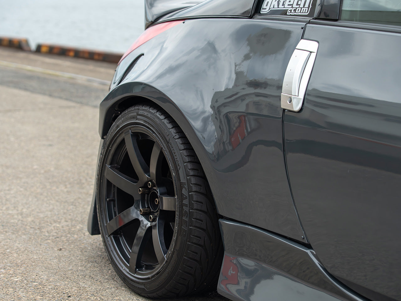 Nissan 350z 55mm Rear Fenders