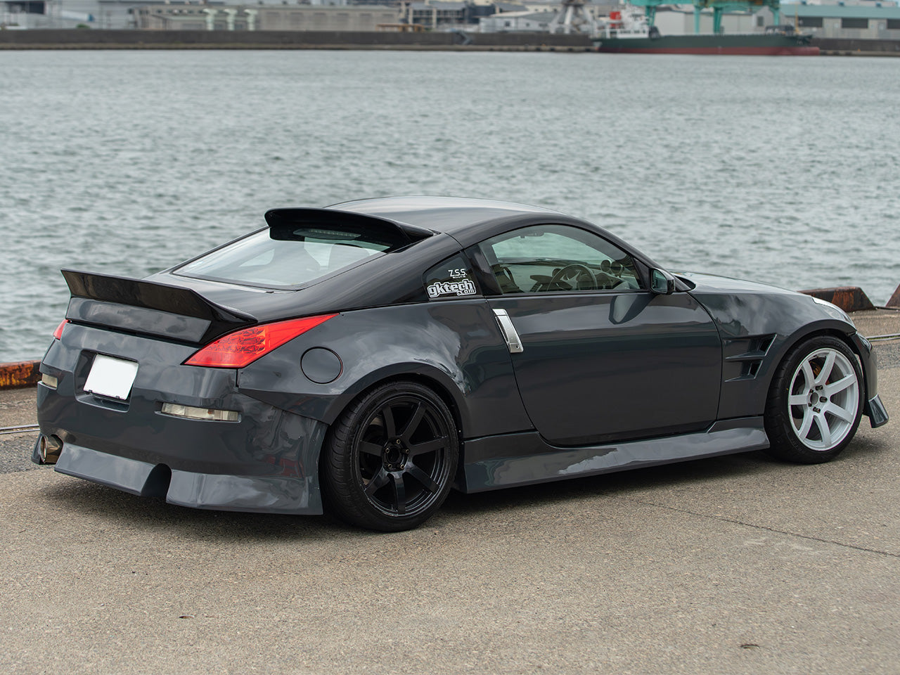 Nissan 350z 55mm Rear Fenders